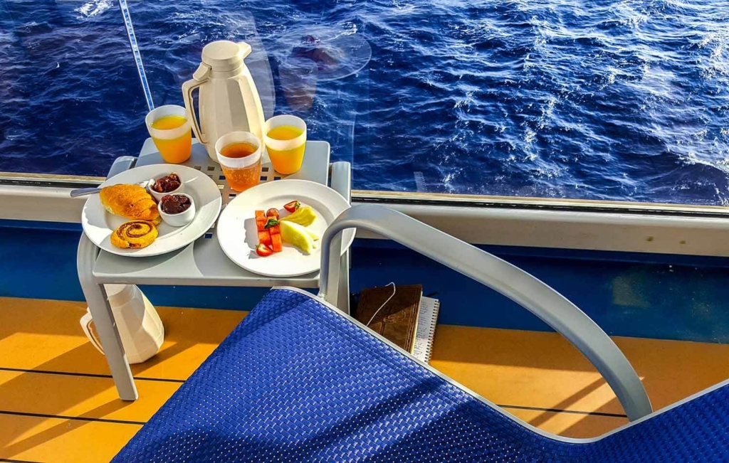 cruiseline with the best food