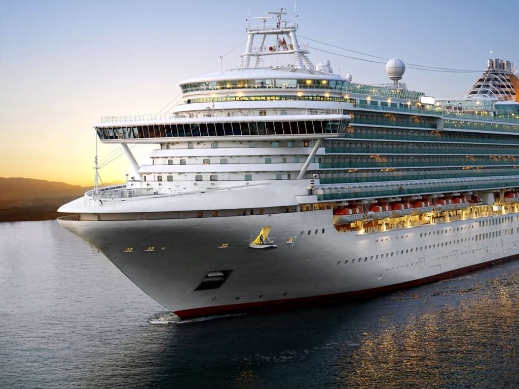 Luxury on the High Seas: The Top 10 Luxury Cruises for an Unforgettable ...